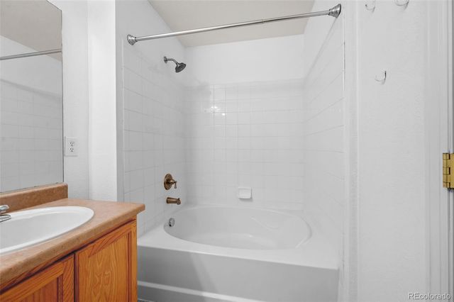 5763 N Gibralter Way 2-307, Aurora, CO 80019
