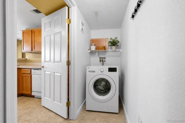 5763 N Gibralter Way 2-307, Aurora, CO 80019