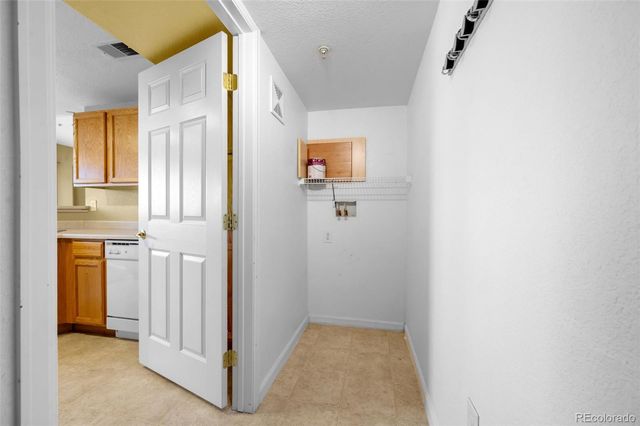 5763 N Gibralter Way 2-307, Aurora, CO 80019