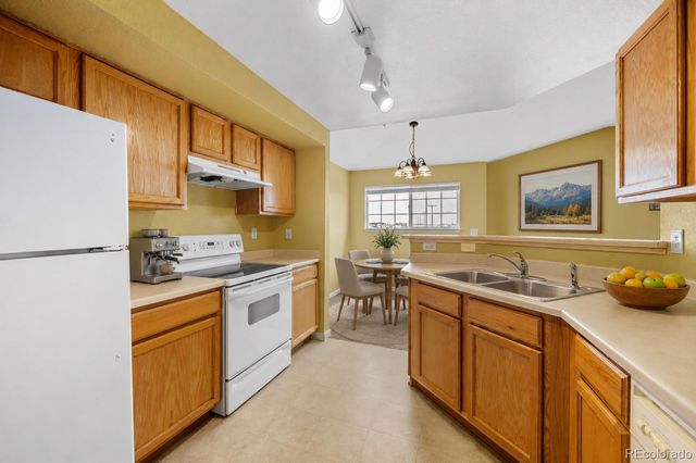 5763 N Gibralter Way 2-307, Aurora, CO 80019