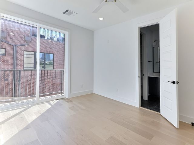 412 Vista Buena Trail, Fort Worth, TX 76111