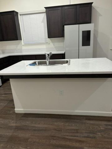 1108 Ventura Street, Avenal, CA 93204