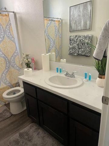 1108 Ventura Street, Avenal, CA 93204