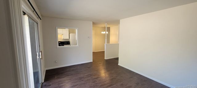 113 Little Oaks, San Antonio, TX 78233