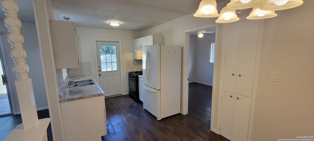 113 Little Oaks, San Antonio, TX 78233