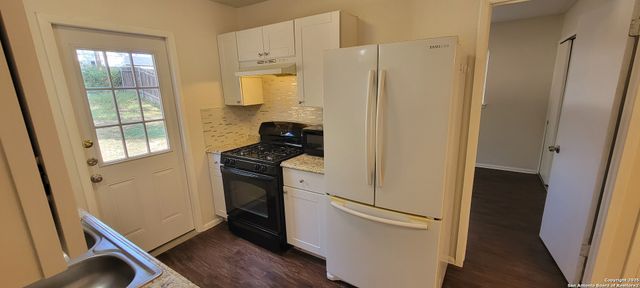 113 Little Oaks, San Antonio, TX 78233