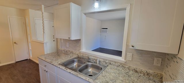 113 Little Oaks, San Antonio, TX 78233