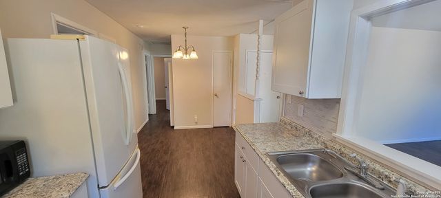 113 Little Oaks, San Antonio, TX 78233