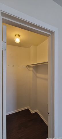 113 Little Oaks, San Antonio, TX 78233