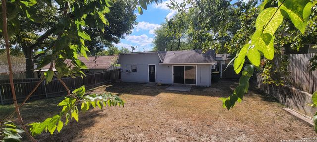 113 Little Oaks, San Antonio, TX 78233
