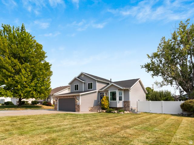 835 W 150 S, Clearfield, UT 84015