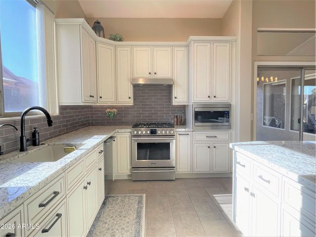 1506 N Sierra Heights, Mesa, AZ 85207