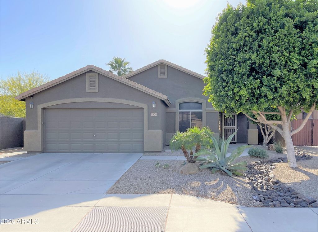 1506 N Sierra Heights, Mesa, AZ 85207