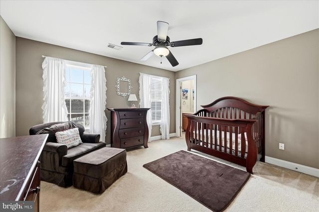 37 SERENE HILLS DR, Fredericksburg, VA 22406