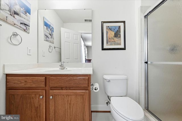 37 SERENE HILLS DR, Fredericksburg, VA 22406