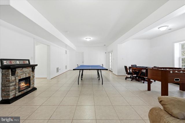 37 SERENE HILLS DR, Fredericksburg, VA 22406