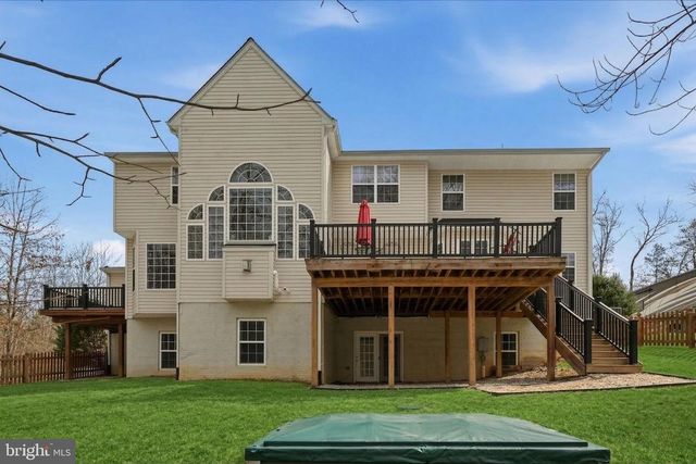 37 SERENE HILLS DR, Fredericksburg, VA 22406