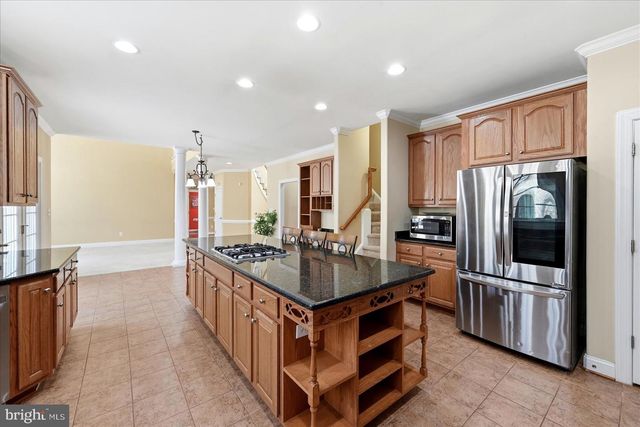 37 SERENE HILLS DR, Fredericksburg, VA 22406