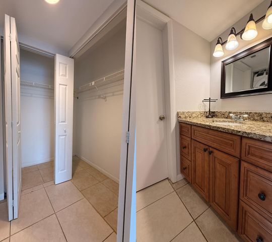 1694 SE Green Acres Cir Apt GG101, Port St Lucie, FL 34952