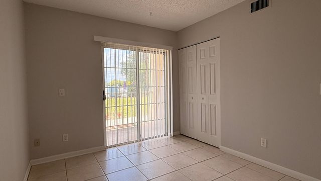 1694 SE Green Acres Cir Apt GG101, Port St Lucie, FL 34952