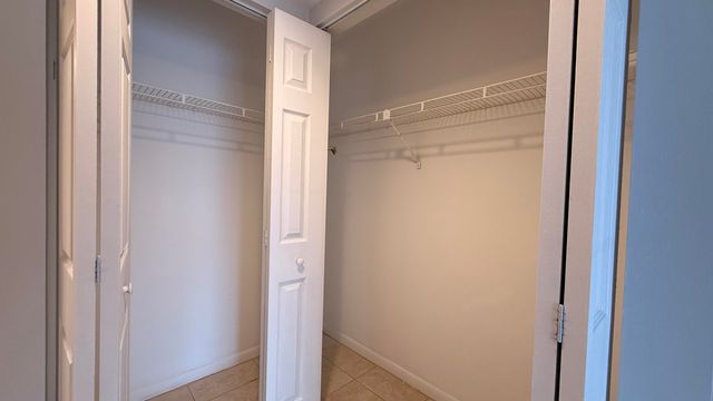 1694 SE Green Acres Cir Apt GG101, Port St Lucie, FL 34952