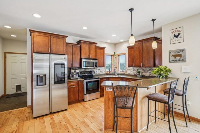 N8544 Story Ridge Court, Belleville, WI 53508