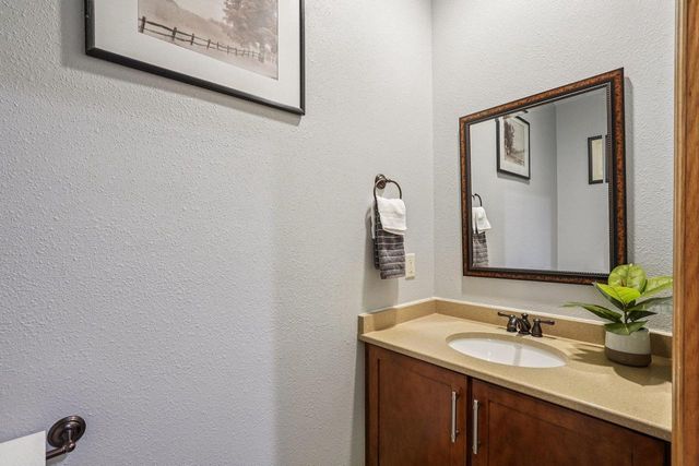 N8544 Story Ridge Court, Belleville, WI 53508