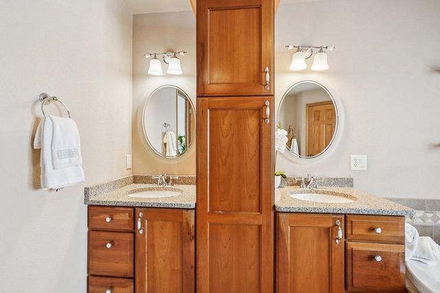 N8544 Story Ridge Court, Belleville, WI 53508