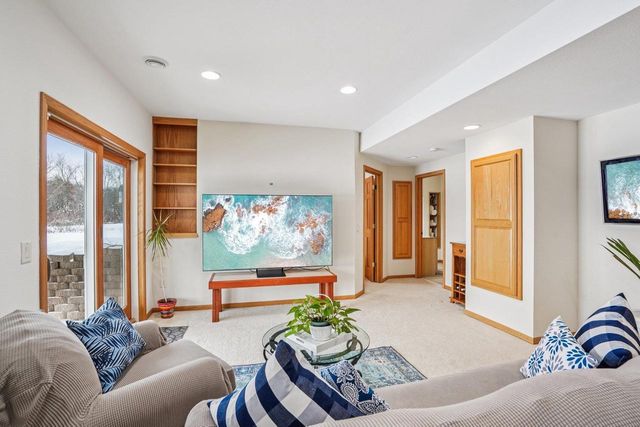 N8544 Story Ridge Court, Belleville, WI 53508