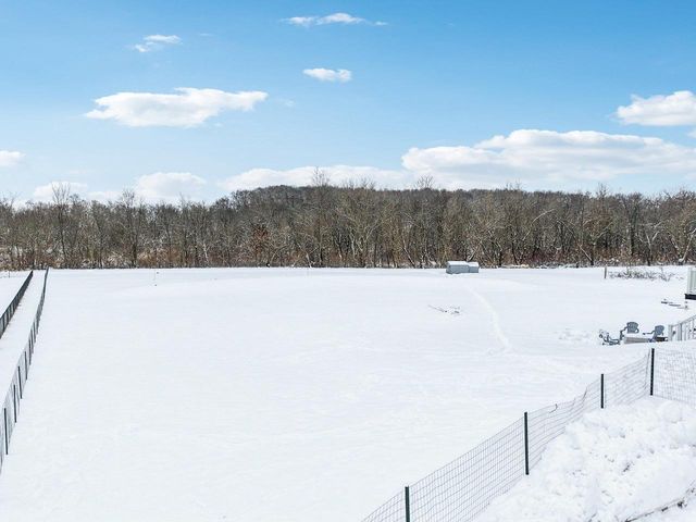 N8544 Story Ridge Court, Belleville, WI 53508