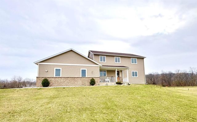 N8544 Story Ridge Court, Belleville, WI 53508