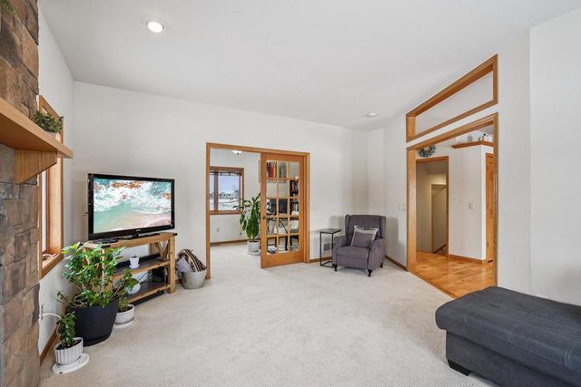 N8544 Story Ridge Court, Belleville, WI 53508