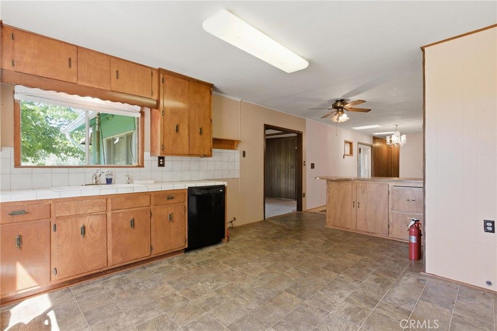 Image 11 of property listing at 105 Swedes Flat Road, Oroville, CA 95966