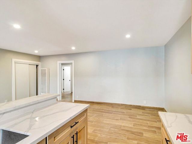 8415 Willis Avenue, Panorama City (los Angeles), CA 91402