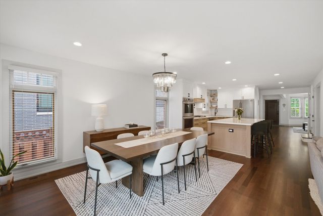 6057 N Tripp Avenue, Chicago, IL 60646