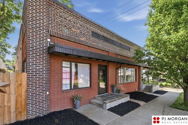 1214 S 22nd Street, Omaha, NE 68108