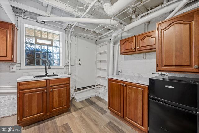 4124 FALLS RD, Baltimore, MD 21211