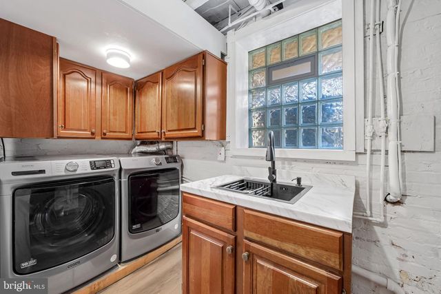 4124 FALLS RD, Baltimore, MD 21211