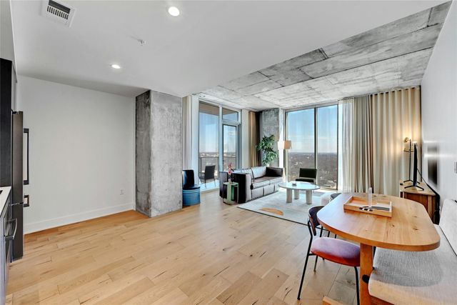 48 East Ave 1904, Austin, TX 78701