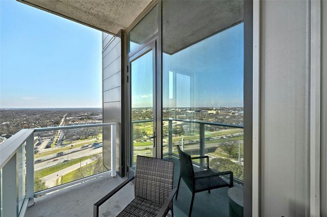 48 East Ave 1904, Austin, TX 78701