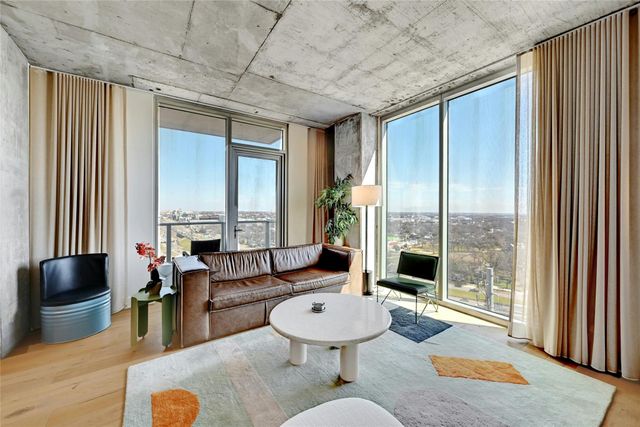48 East Ave 1904, Austin, TX 78701