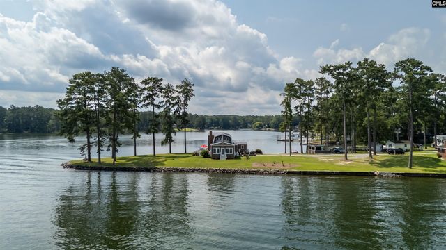 675 E Point Drive, Gilbert, SC 29054