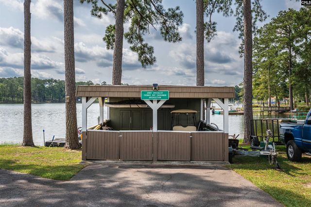 675 E Point Drive, Gilbert, SC 29054