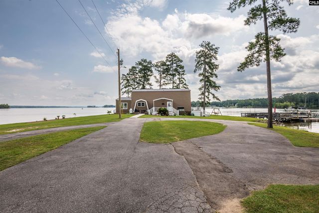 675 E Point Drive, Gilbert, SC 29054