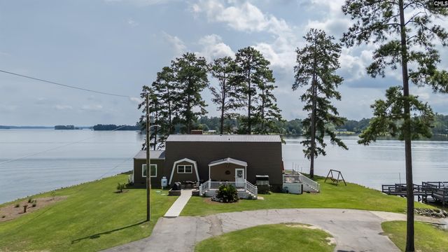 675 E Point Drive, Gilbert, SC 29054