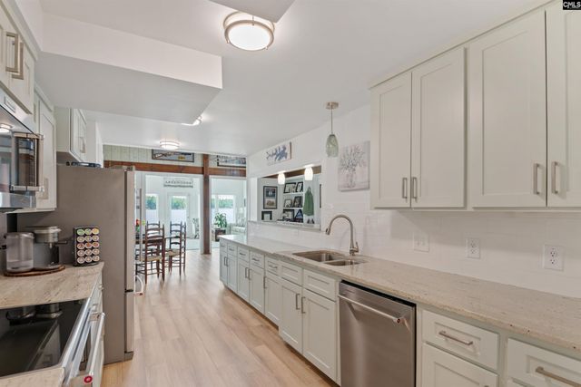 675 E Point Drive, Gilbert, SC 29054