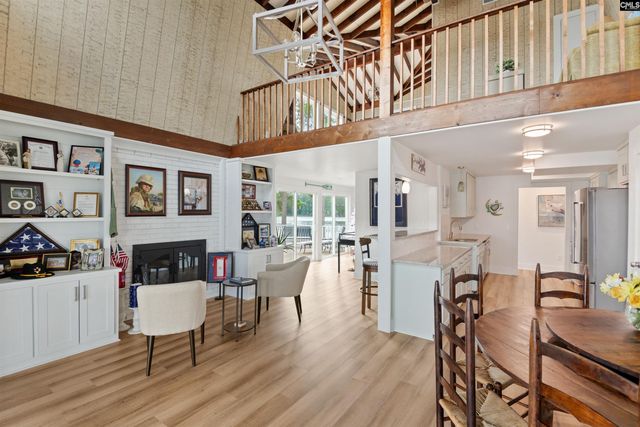 675 E Point Drive, Gilbert, SC 29054