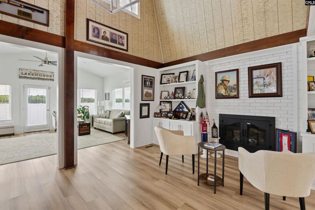 675 E Point Drive, Gilbert, SC 29054