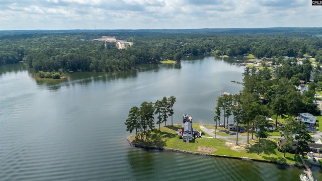 675 E Point Drive, Gilbert, SC 29054
