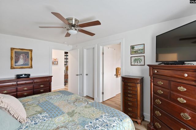 675 E Point Drive, Gilbert, SC 29054